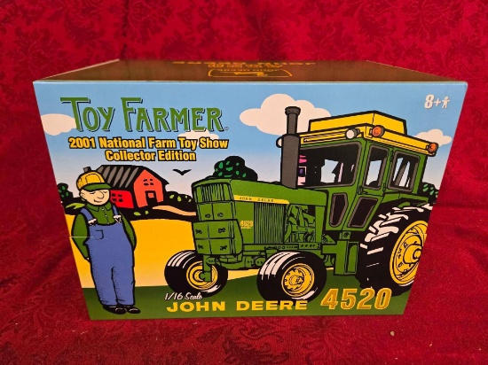 John Deere 4520 Toy Farmer 1/16 Collectors Edition