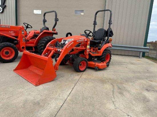 Kubota BX2680 Loader Tractor