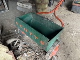 Scott?s Spreader - Ice Cream Maker