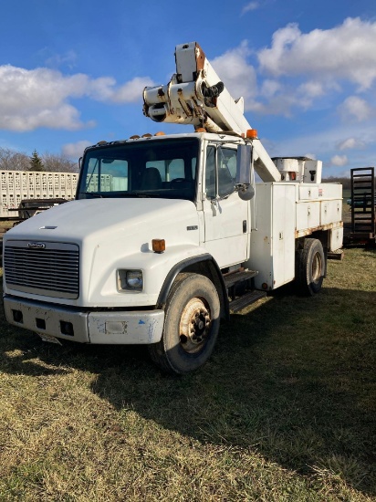 2002 Freightliner FL70 bucket truck