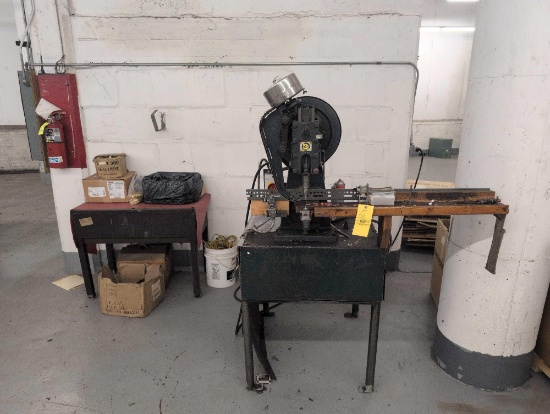 United Shoe Machinery Corp Grommet Machine