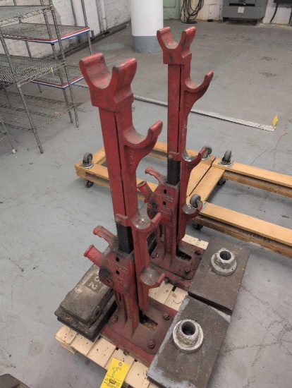 The Duff Norton 10 ton reel jacks
