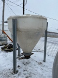 2 ton poly feed bin