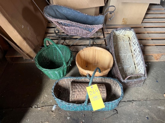 Wicker Baskets / Wicker Carriage
