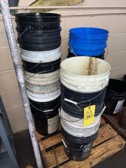 5 Gallon Buckets