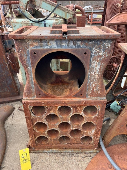 The Hisey-Wolf Machine Co. Cincinnati, OH Heavy Cast Iron Industrial Base