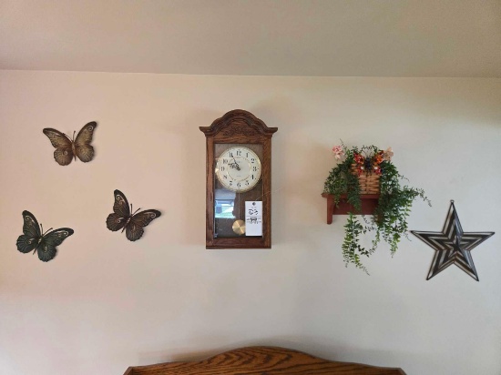 Howard Miller wall clock