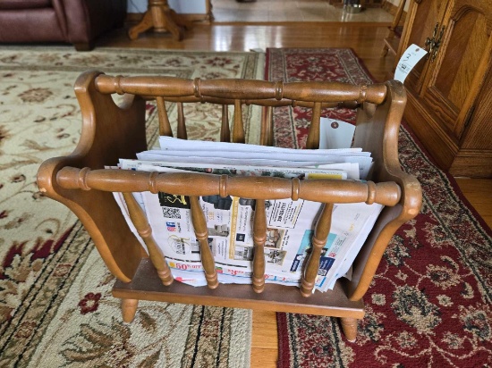 Magazine stand