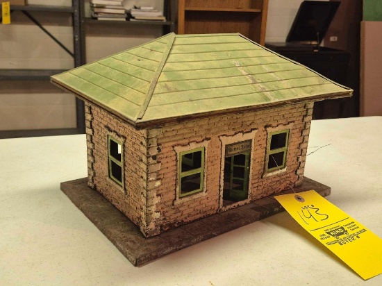 Lionel Pre-War Standard Guage Train Station