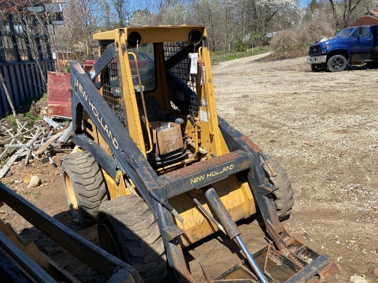New Holland L555 Deluxe
