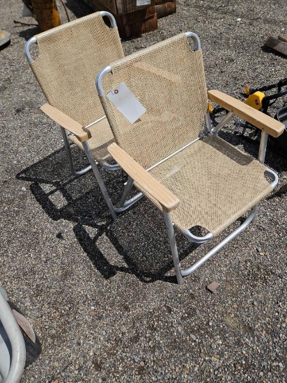 2 Outdoor Folding Chairs