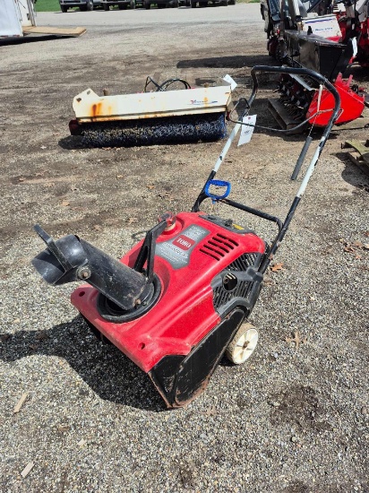 Toro Power Clear 721-RC Snowblower