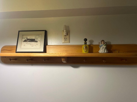 Pictures and Decor