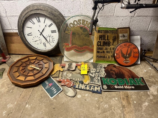 Advertising Signs / Clocks
