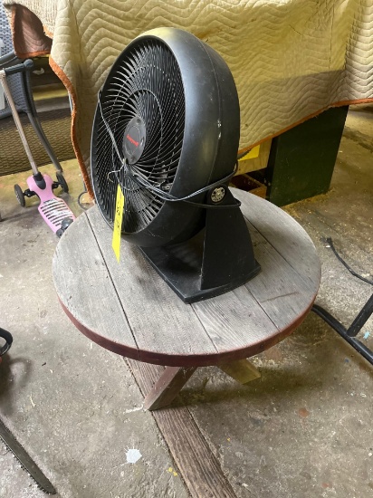 Honeywell Fan / Wood Round Table