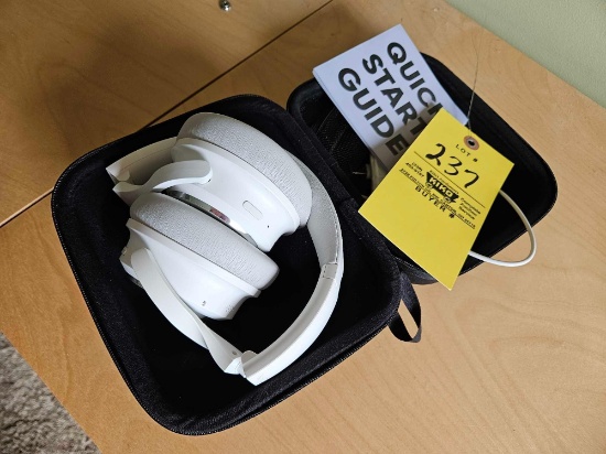 Wyze WNCH1-W-CS1B Over Ear Wireless Headphones w/ Case & Accessories