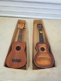 2 Ukulele 1is Harmony