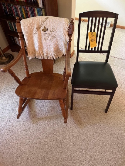 pair of chairs