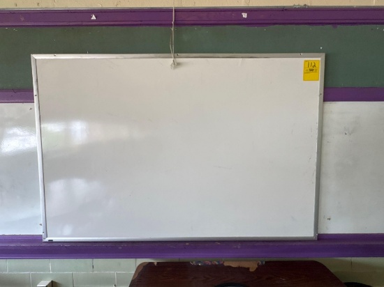 folding table and erase board, room 1509