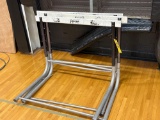 3 adjustable hurdles - Bell Harron