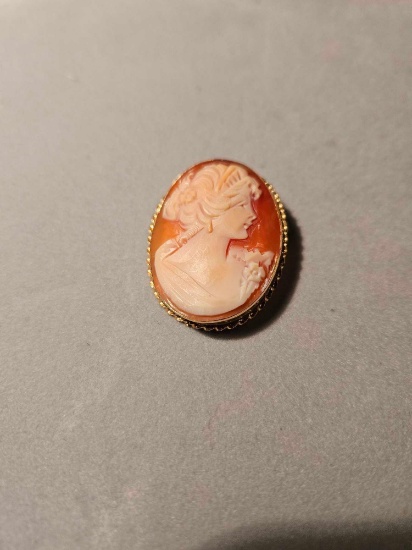 14k yellow gold cameo pin
