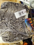 Gili purse
