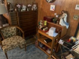 Chair / Bookshelves / Candles / Dolls