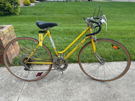 Vintage Joplin Concord yellow bicycle, Araya Seamless tubing