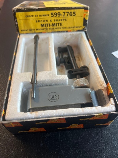 Brown & Sharpe # 7765 Miti-Might Heavy Duty Magnetic Base w/ Ball & Socket Action, Fine Adjustment,