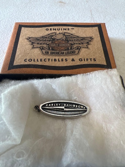 1961 Harley Davidson Oval Sterling Charm