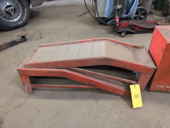 Pair of car ramps
