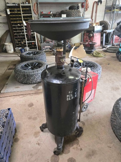 Portable oil catch
