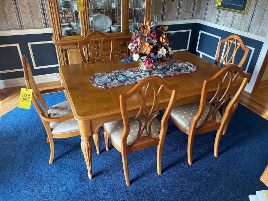 Stanley Dining Room Table with 6 Chairs