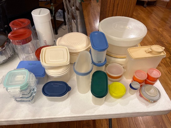 Tupperware, Pitchers