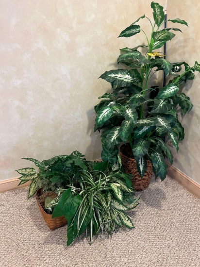 Artificial Plants with Baskets