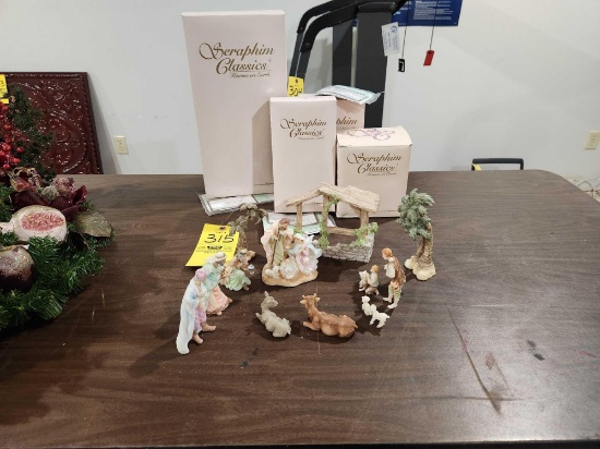 Seraphin Classics Heaven On Earth Nativity Scene