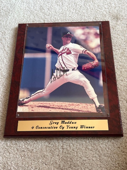 Greg Maddux Autographed Plaque