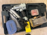 Hitachi Finish Pneumatic Nailer
