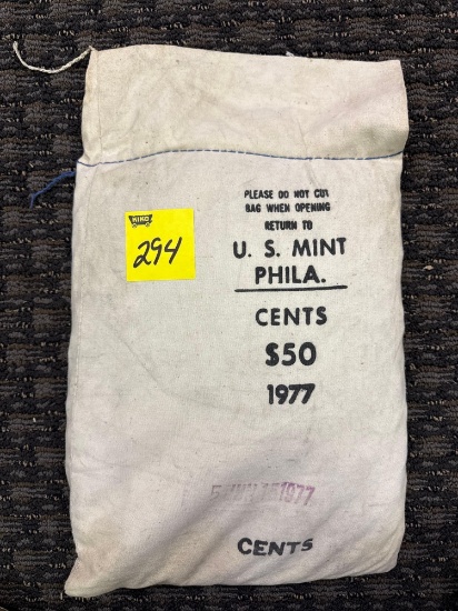 50$ U.S Mint Philadelphia 1977 Lincon head cents, still sewn shut