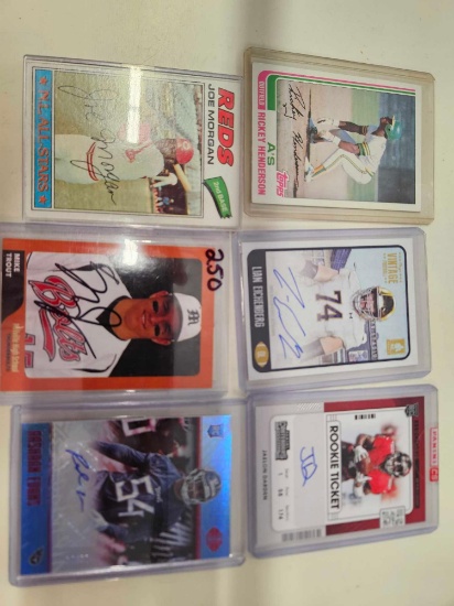 6 assorted sports cards