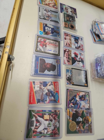 Lot of assorted sports cards