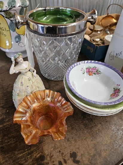 Figurine, ice bucket, canival glass bowl