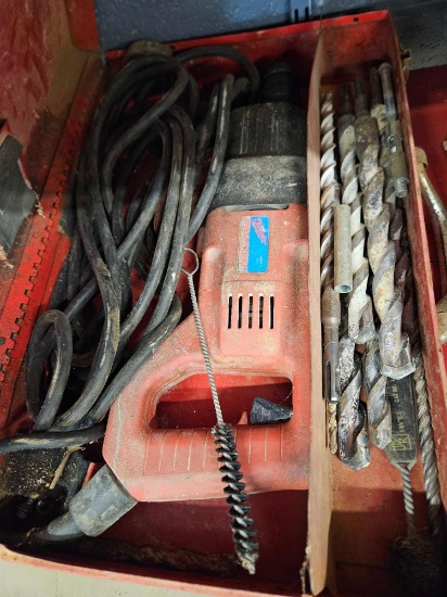 Milwaukee hammer drill, works