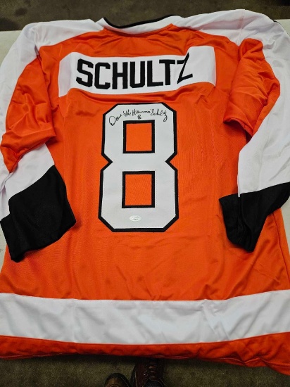 Schultz signed jersey, cert