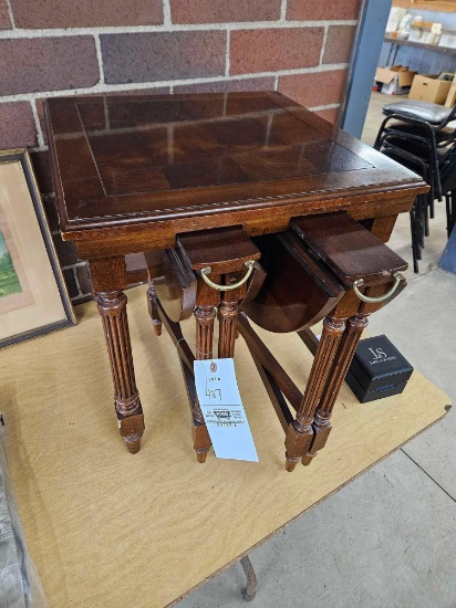 Nice set of nesting tables