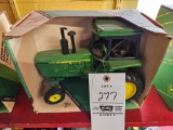 Ertl 1/16 row crop tractor
