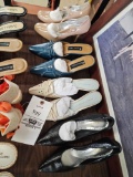 Lady's shoes, size 7, bid x 4