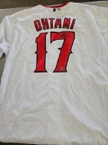 Ohtani signed jersey, cert