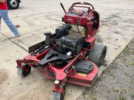 Cincinnati OH - Toro Grandstand Multi Force Standing Zero Turn Mower