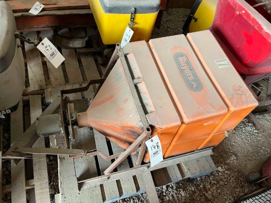 Cincinnati OH - Buyers Hitch Mounted Salt Spreader